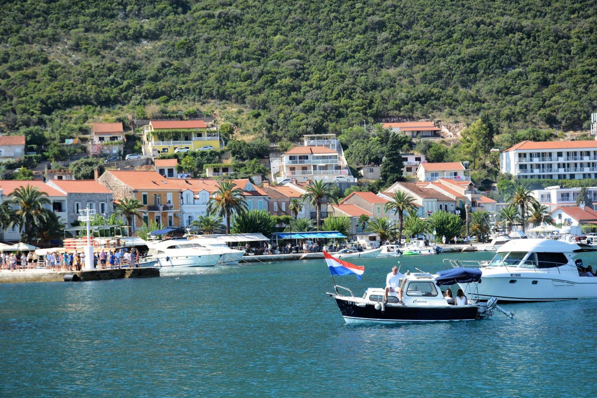 Guesthouse Aurora Trpanj Εξωτερικό φωτογραφία